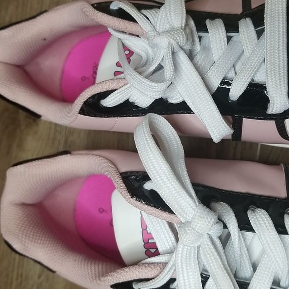 Hello Kitty Pink Black White Sneakers - Picture 7 of 10